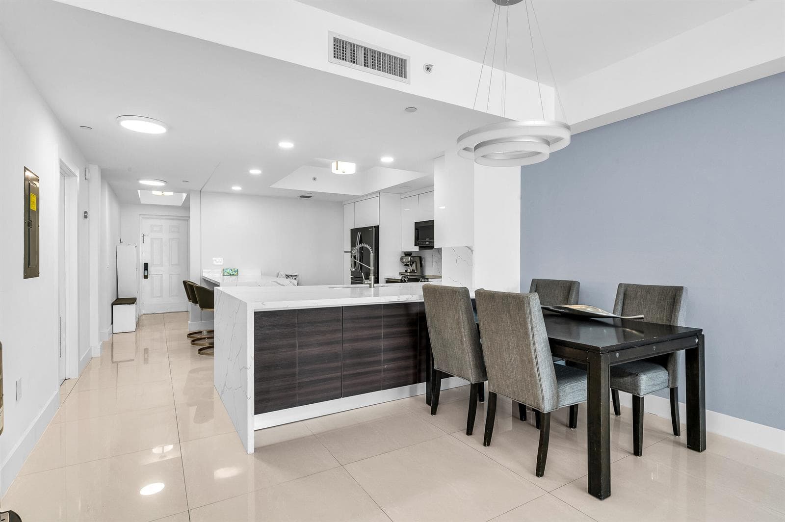 3330 NE 190th Street # 1911, Aventura FL 33180 — 27