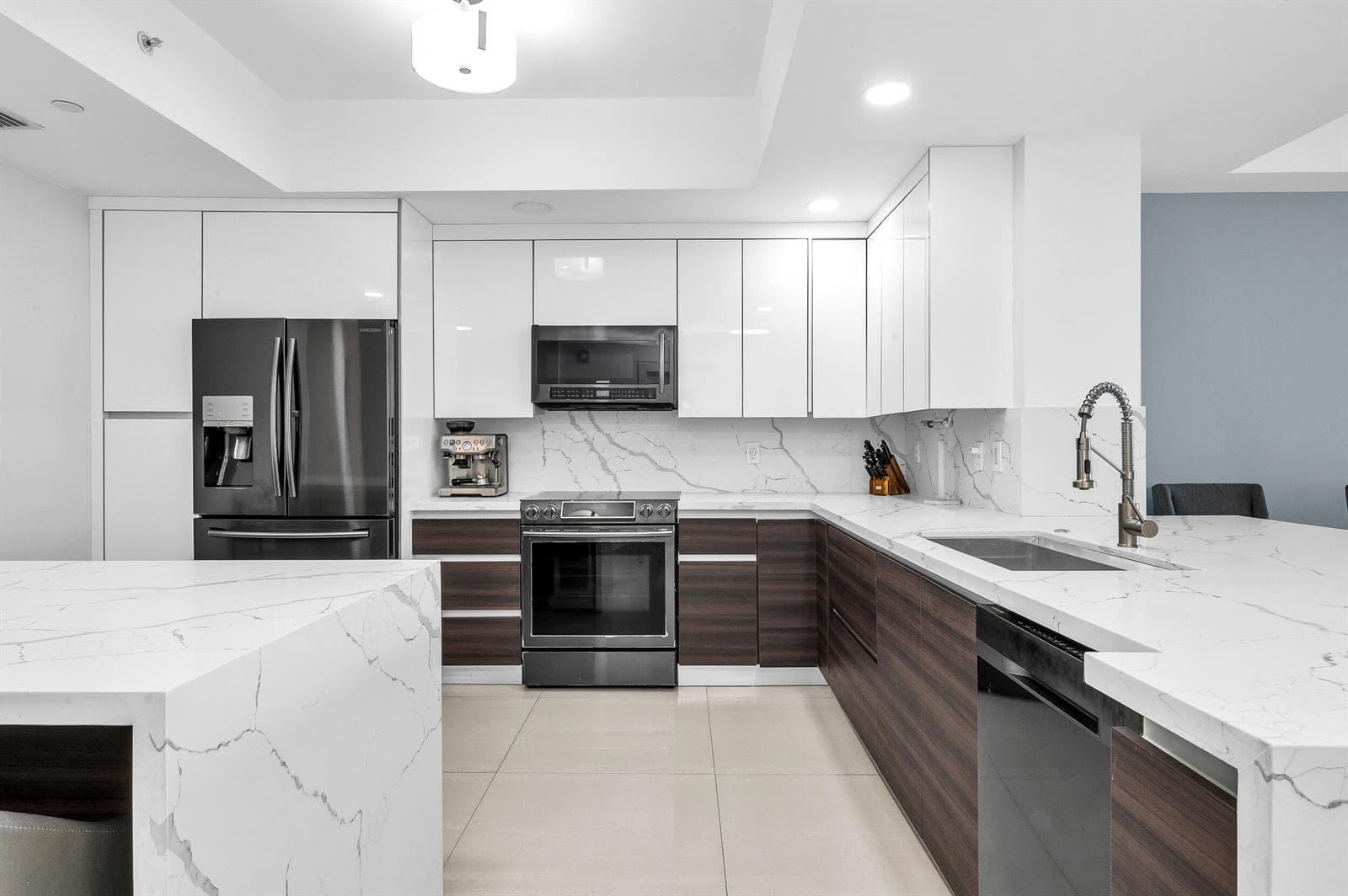 3330 NE 190th Street # 1911, Aventura FL 33180 — 1