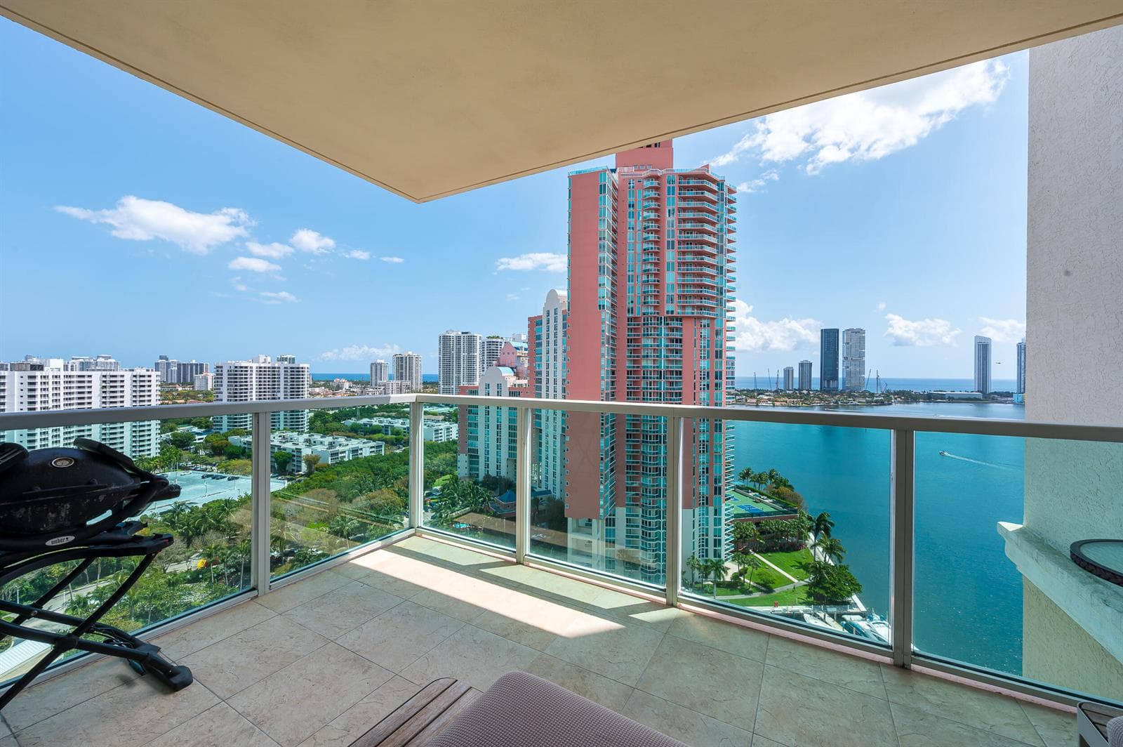3330 NE 190th Street # 1911, Aventura FL 33180 — 28