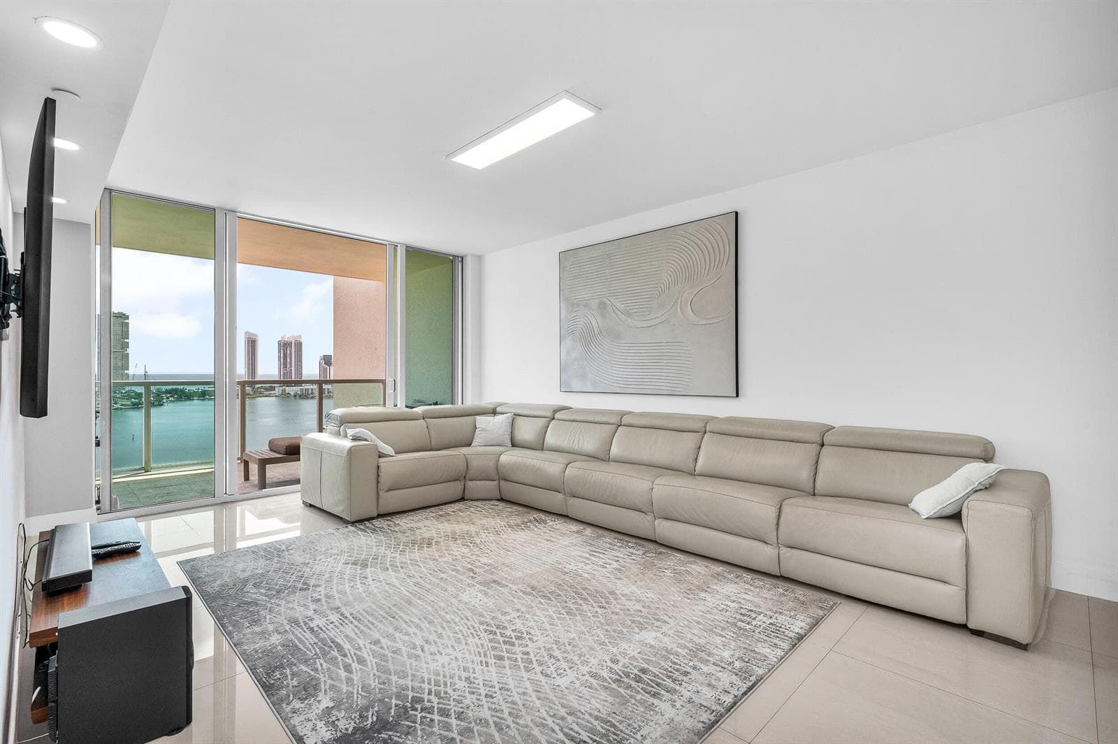 3330 NE 190th Street # 1911, Aventura FL 33180 — 5