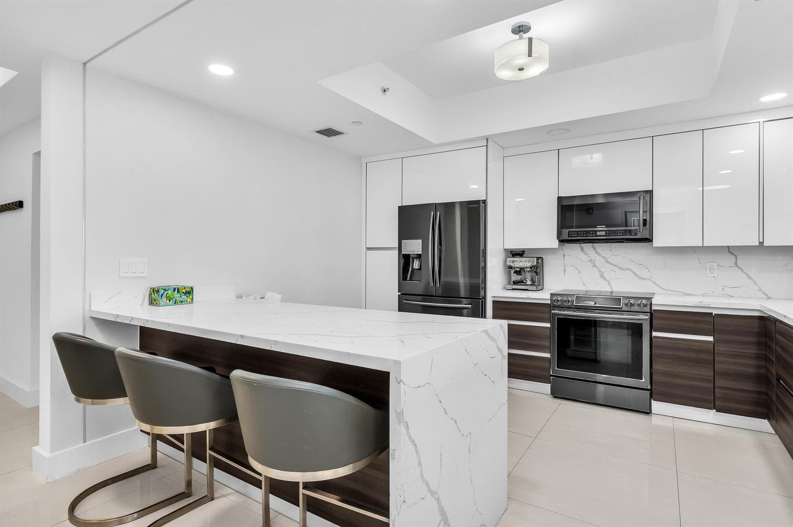 3330 NE 190th Street # 1911, Aventura FL 33180 — 24
