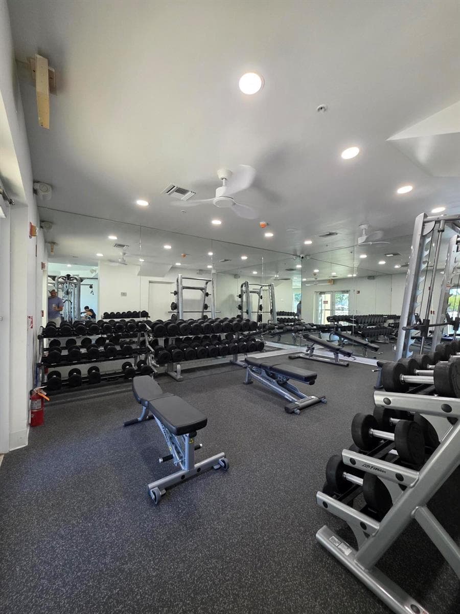 3330 NE 190th Street # 1911, Aventura FL 33180 — 30