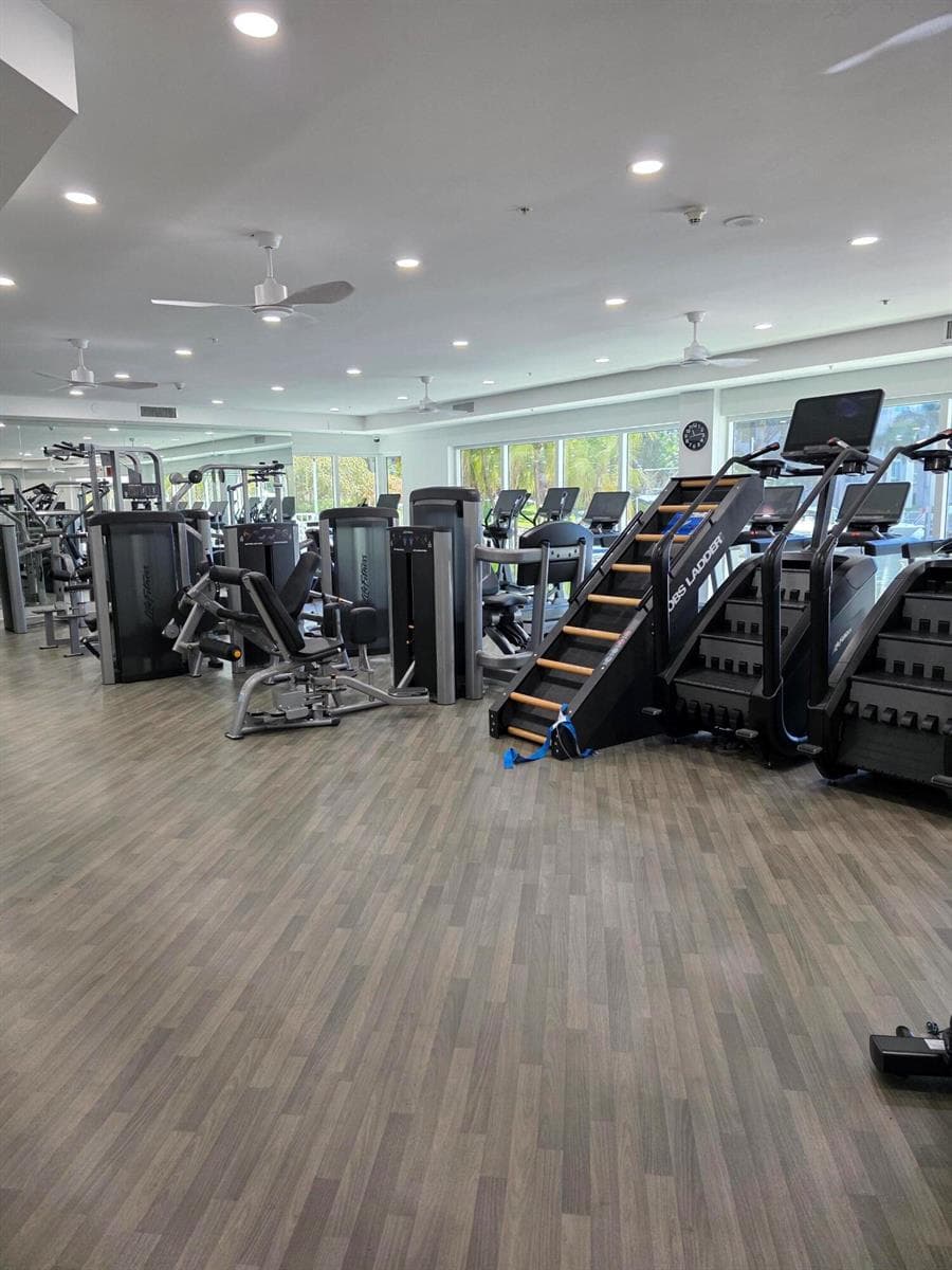 3330 NE 190th Street # 1911, Aventura FL 33180 — 29