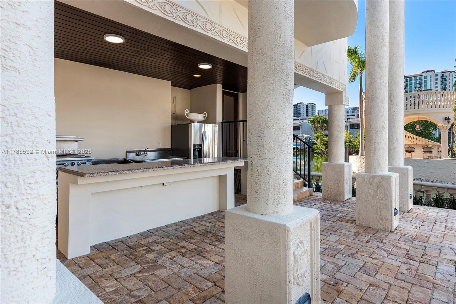 270 Atlantic Ave, Sunny Isles Beach FL 33160 — 79