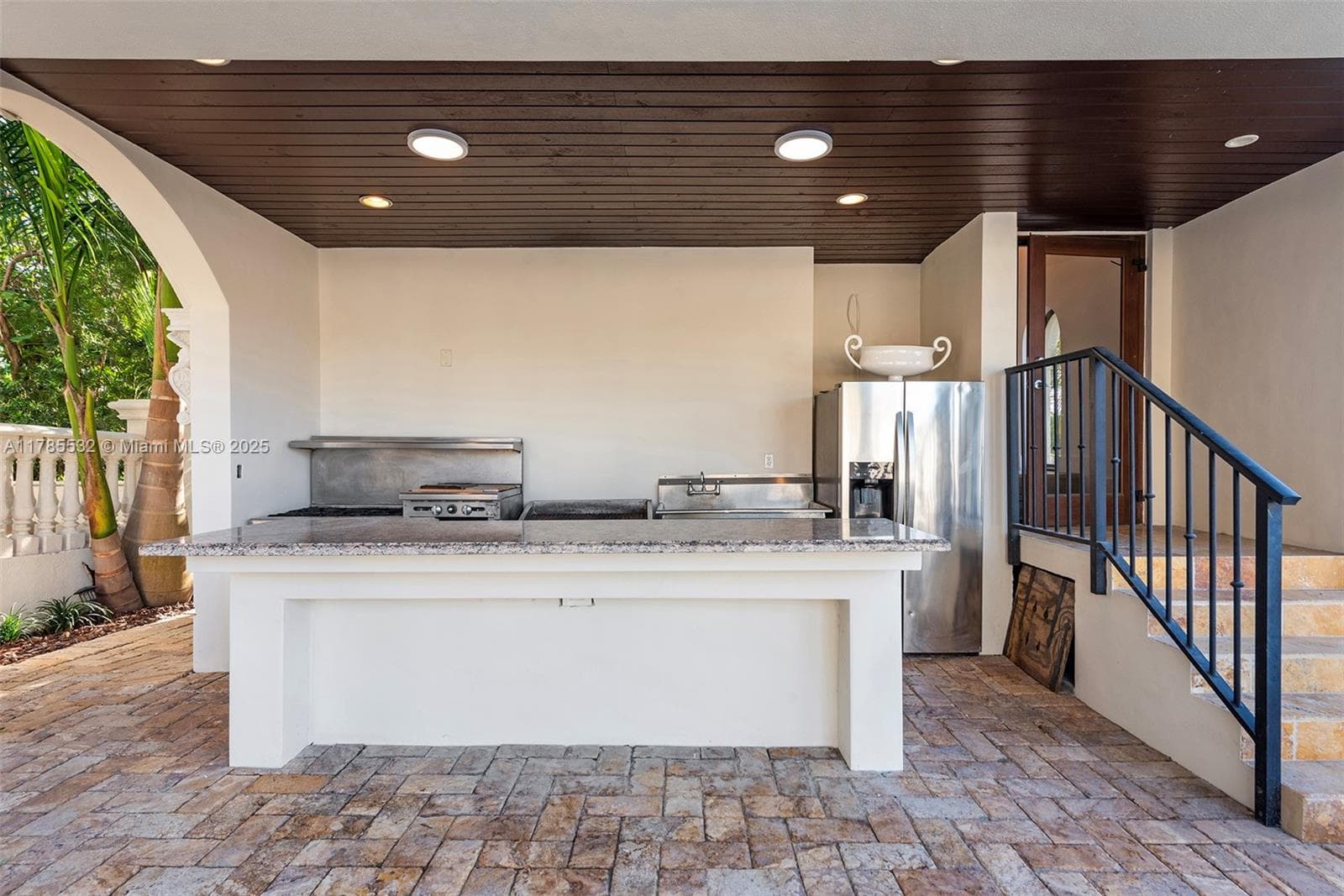 270 Atlantic Ave, Sunny Isles Beach FL 33160 — 78
