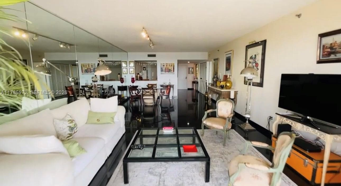 8855 Collins Ave # 9E, Surfside FL 33154 — 1