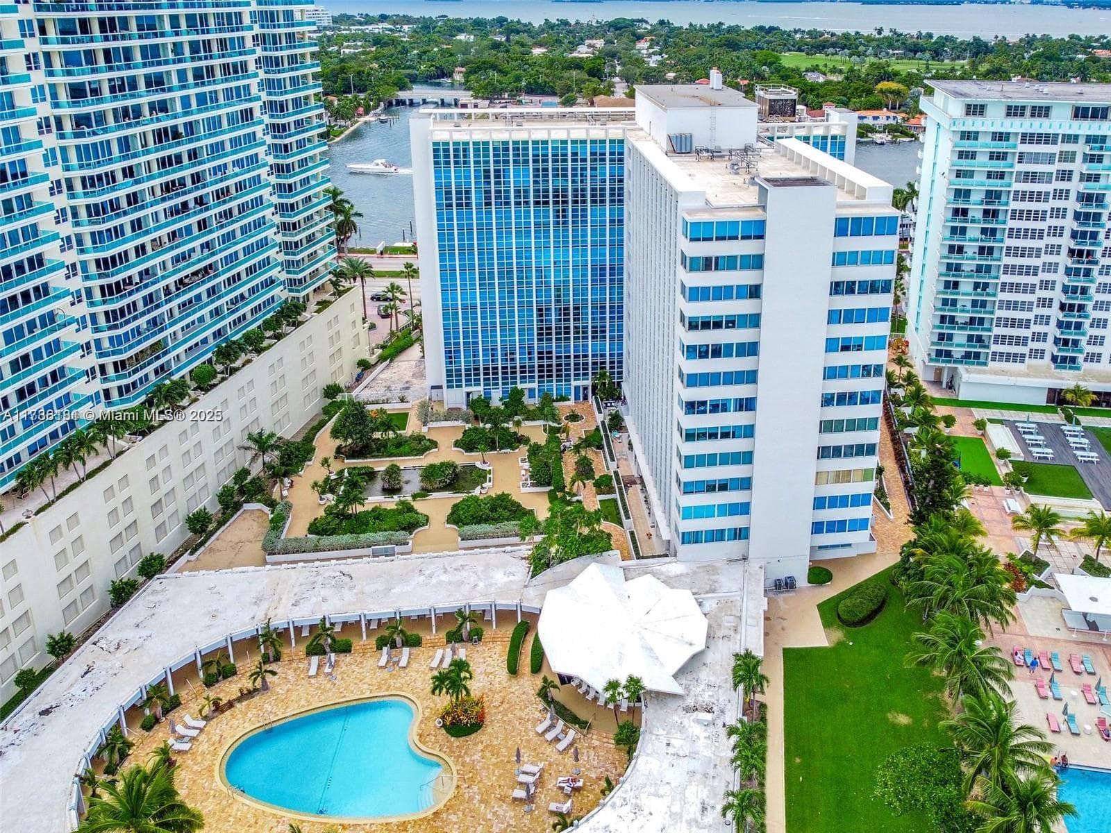 5055 Collins Ave # 5F, Miami Beach FL 33140 — 17