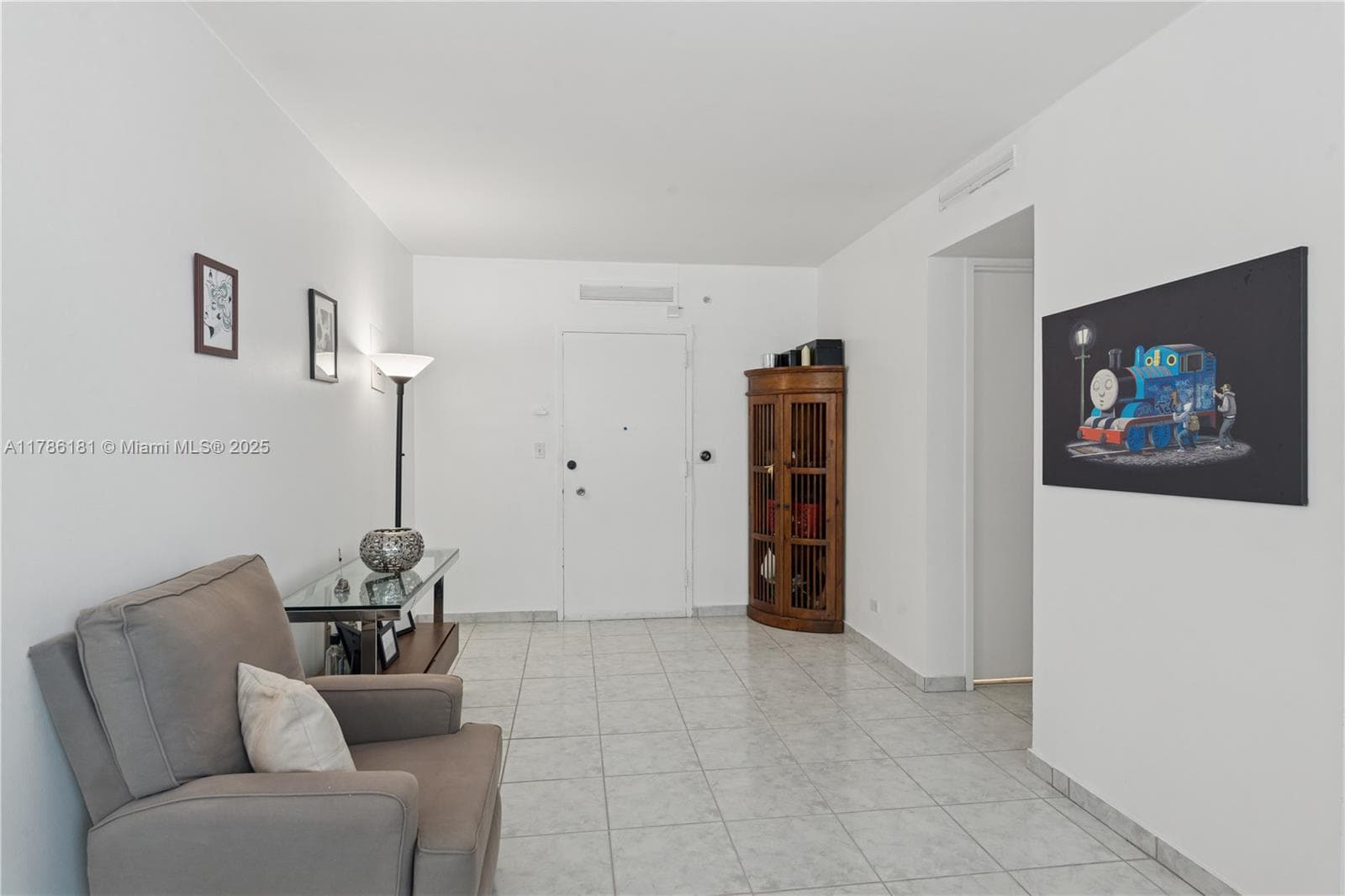5055 Collins Ave # 5F, Miami Beach FL 33140 — 7