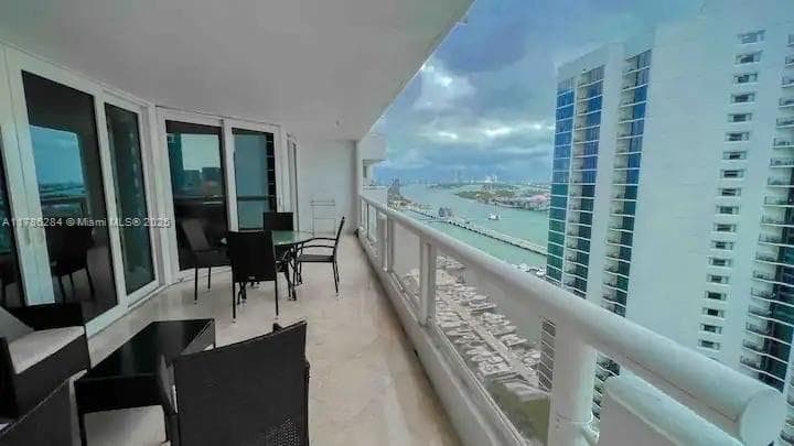 1717 N Bayshore Dr # 2741, Miami FL 33132 — 2