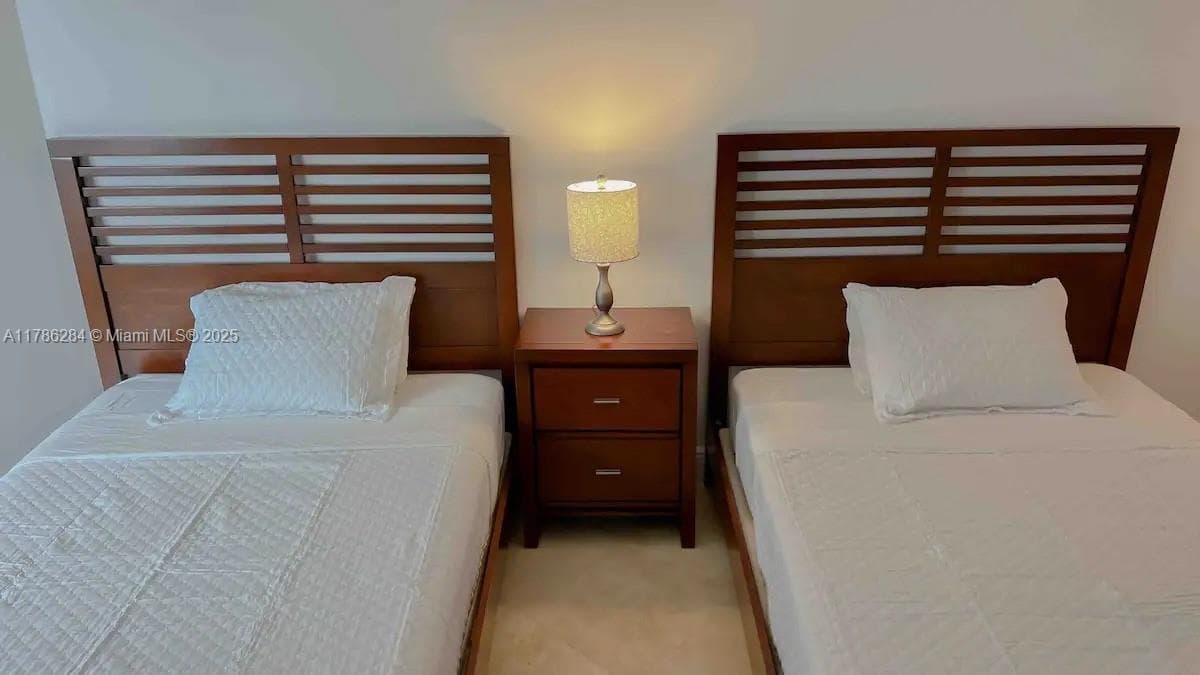 1717 N Bayshore Dr # 2741, Miami FL 33132 — 12