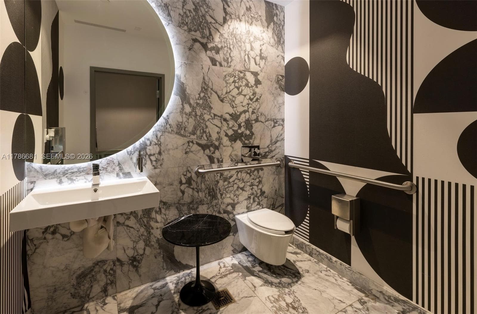 11 Island Ave # 512, Miami Beach FL 33139 — 33