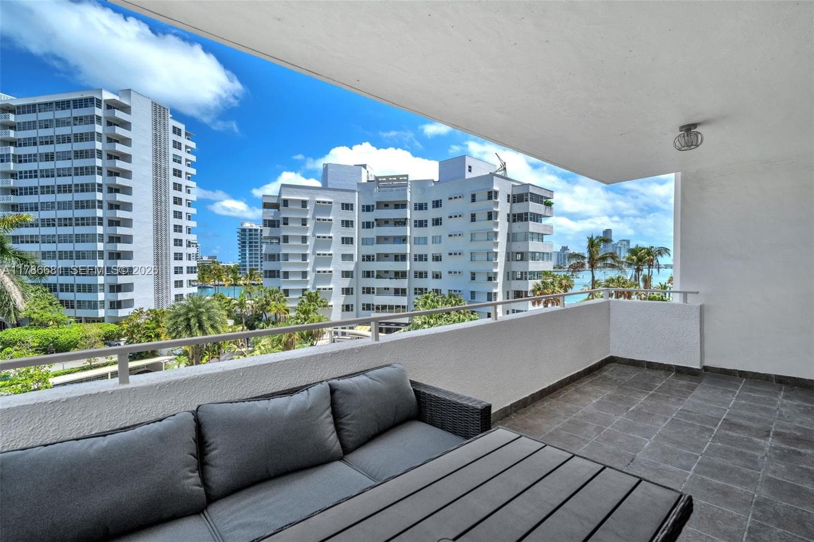 11 Island Ave # 512, Miami Beach FL 33139 — 14
