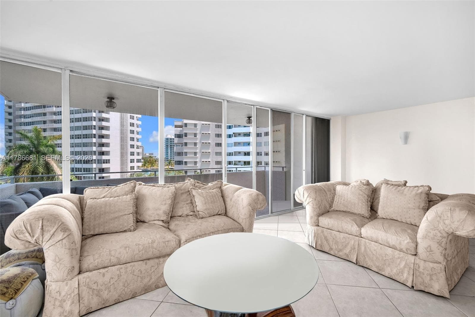 11 Island Ave # 512, Miami Beach FL 33139 — 4
