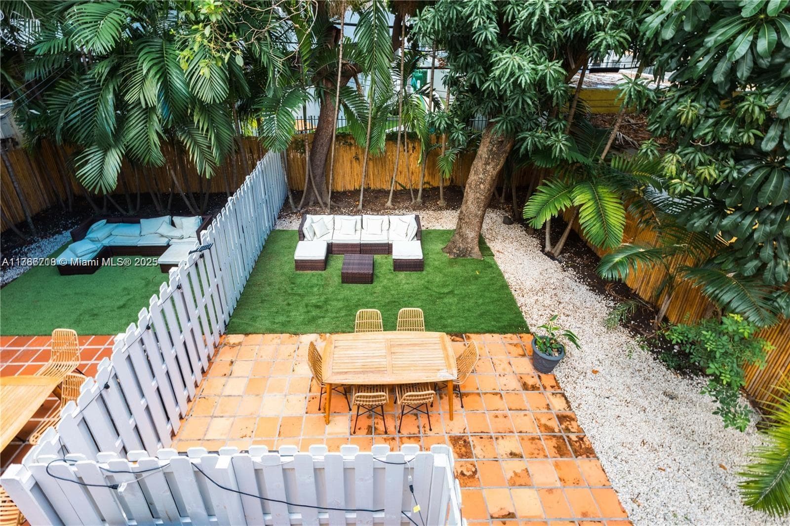 426 NE 26th St, Miami FL 33137 — 10