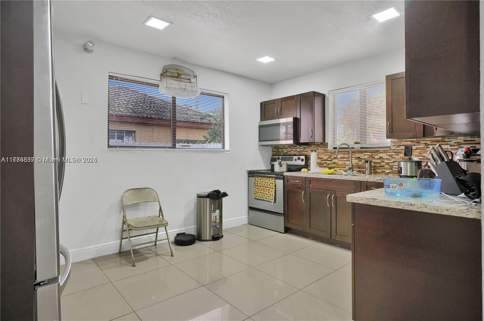 7225 SW 21st St, Miami FL 33155 — 3