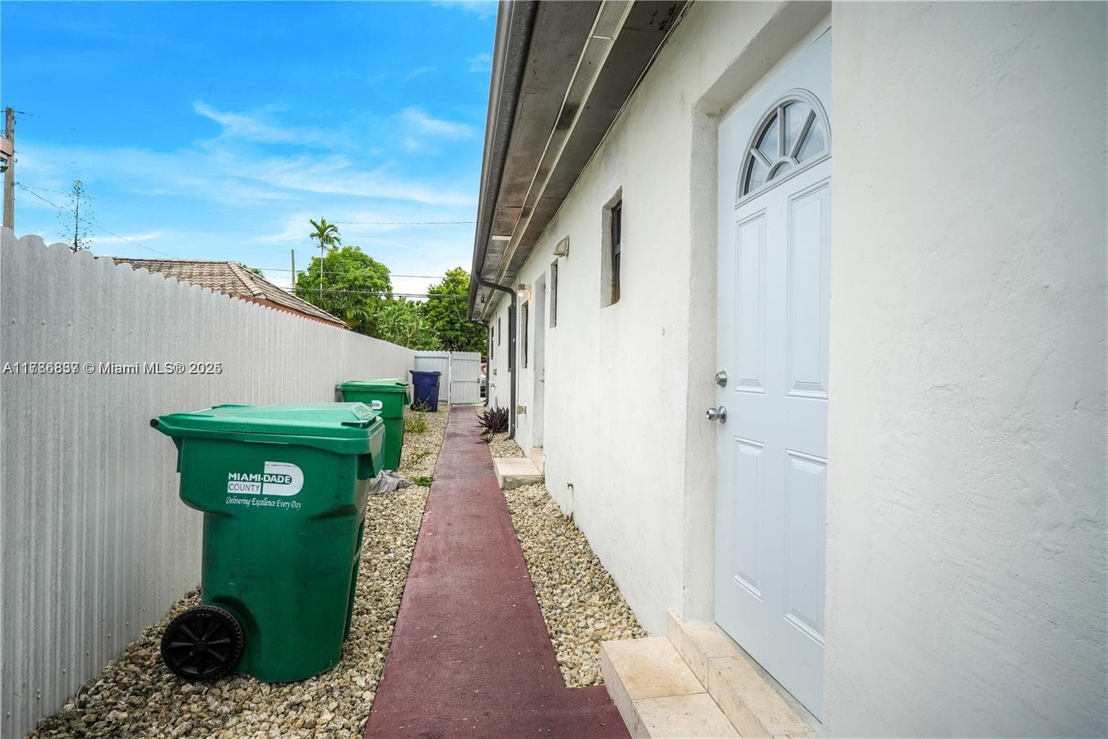 7225 SW 21st St, Miami FL 33155 — 14