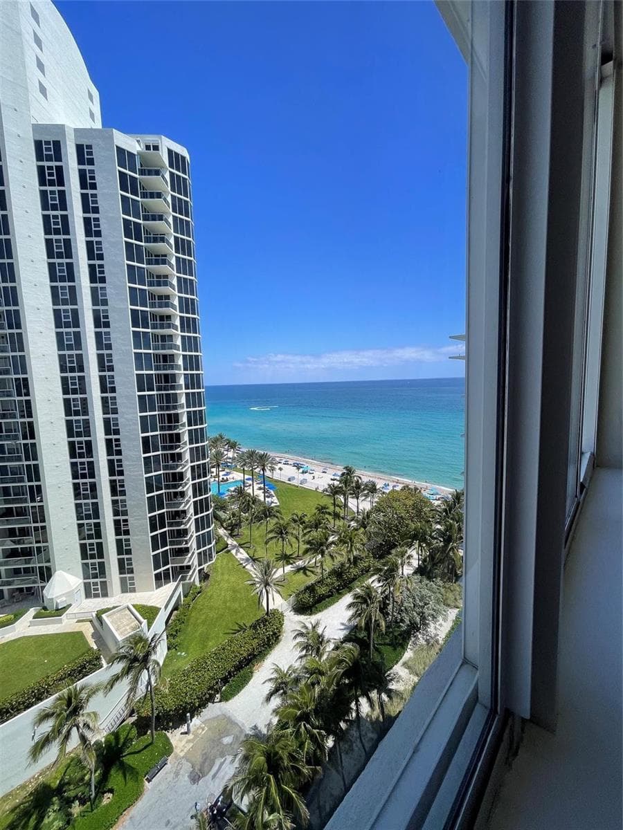 19201 Collins Avenue, Sunny Isles Beach FL 33160 — 2
