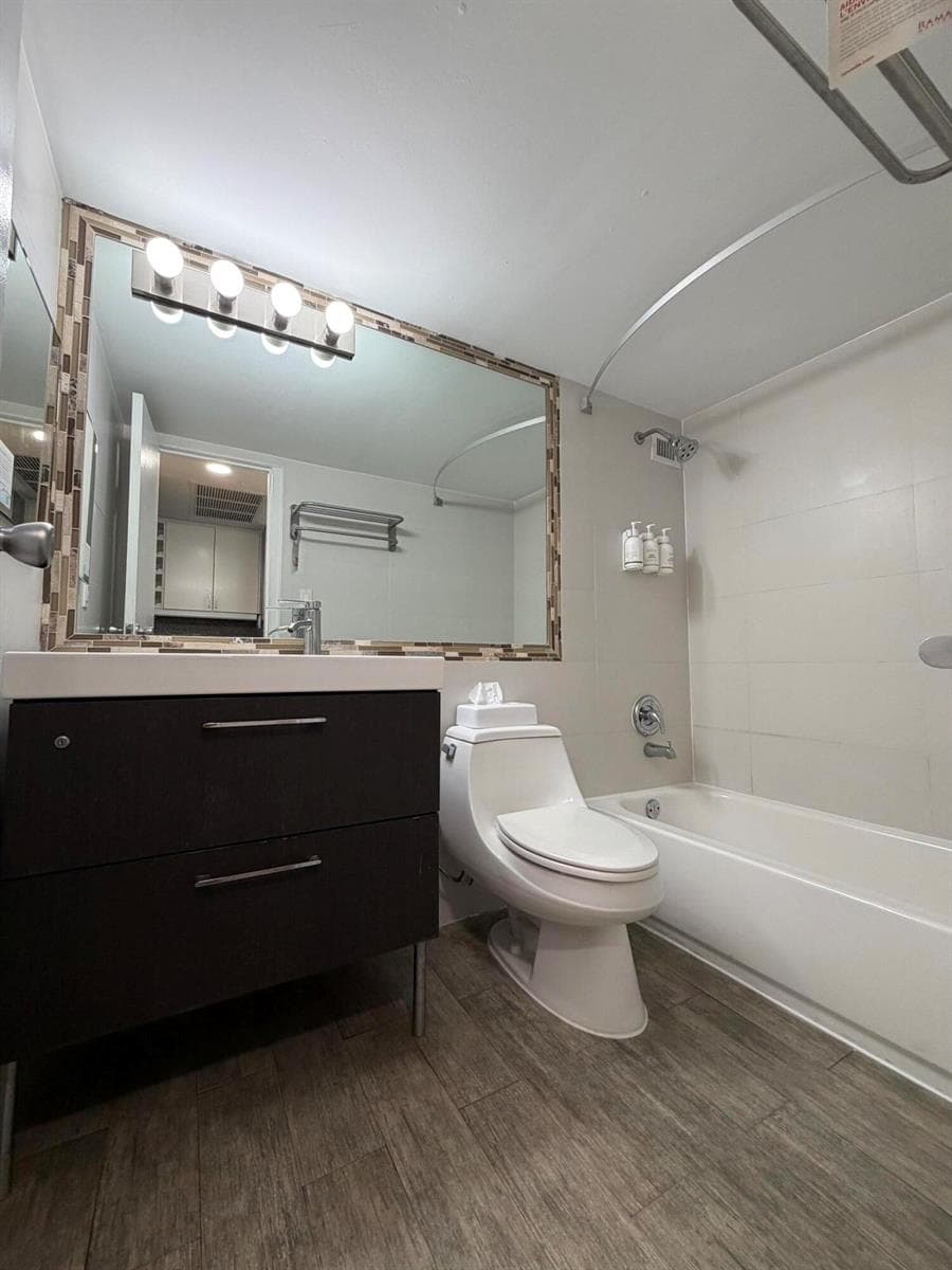 19201 Collins Avenue, Sunny Isles Beach FL 33160 — 12