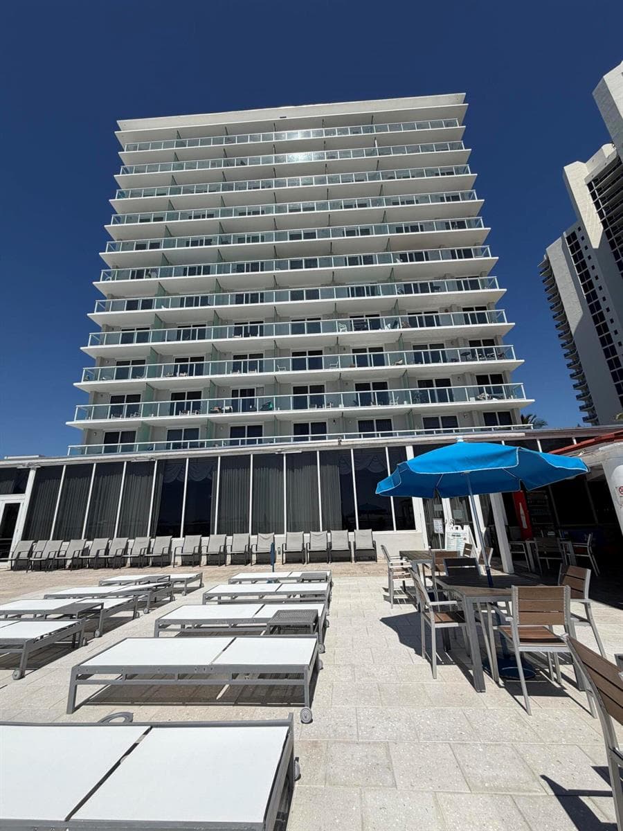 19201 Collins Avenue, Sunny Isles Beach FL 33160 — 1