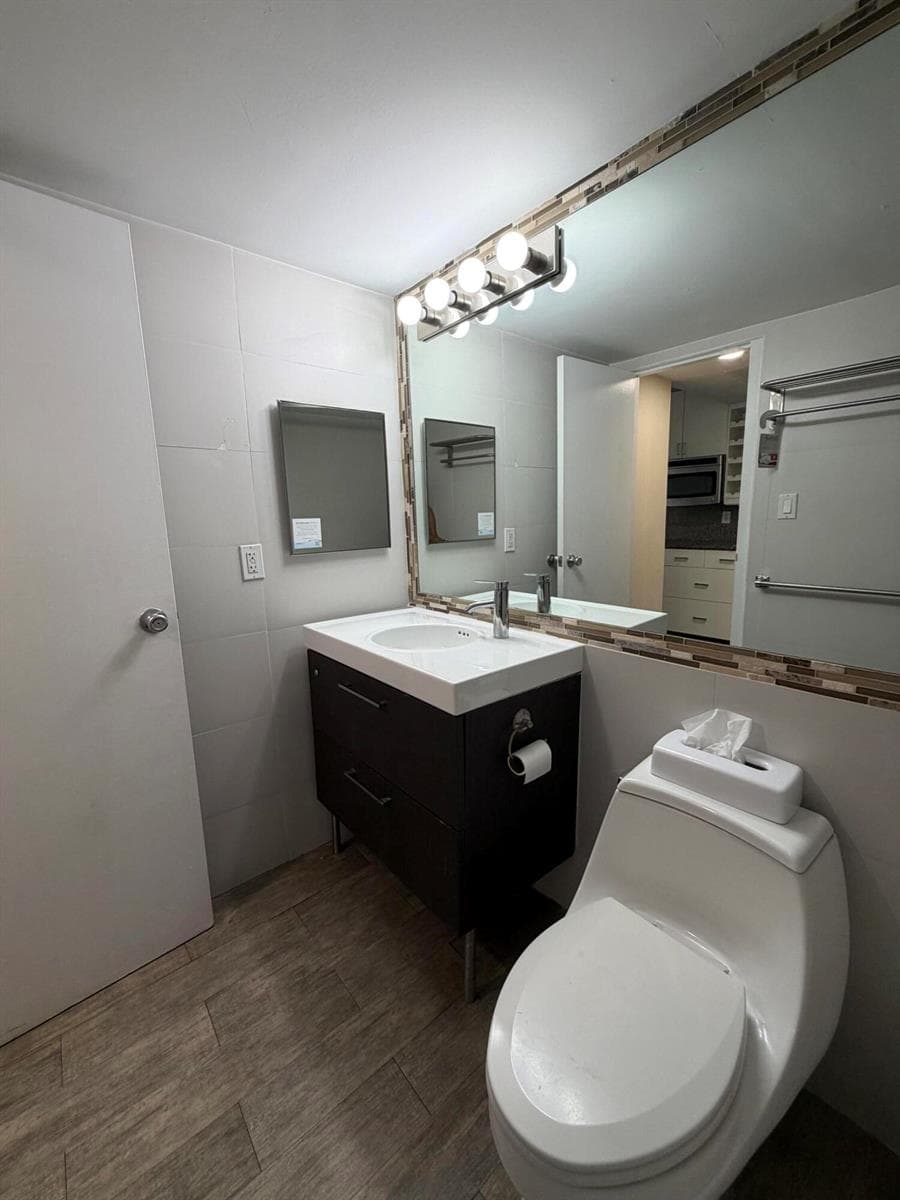 19201 Collins Avenue, Sunny Isles Beach FL 33160 — 14