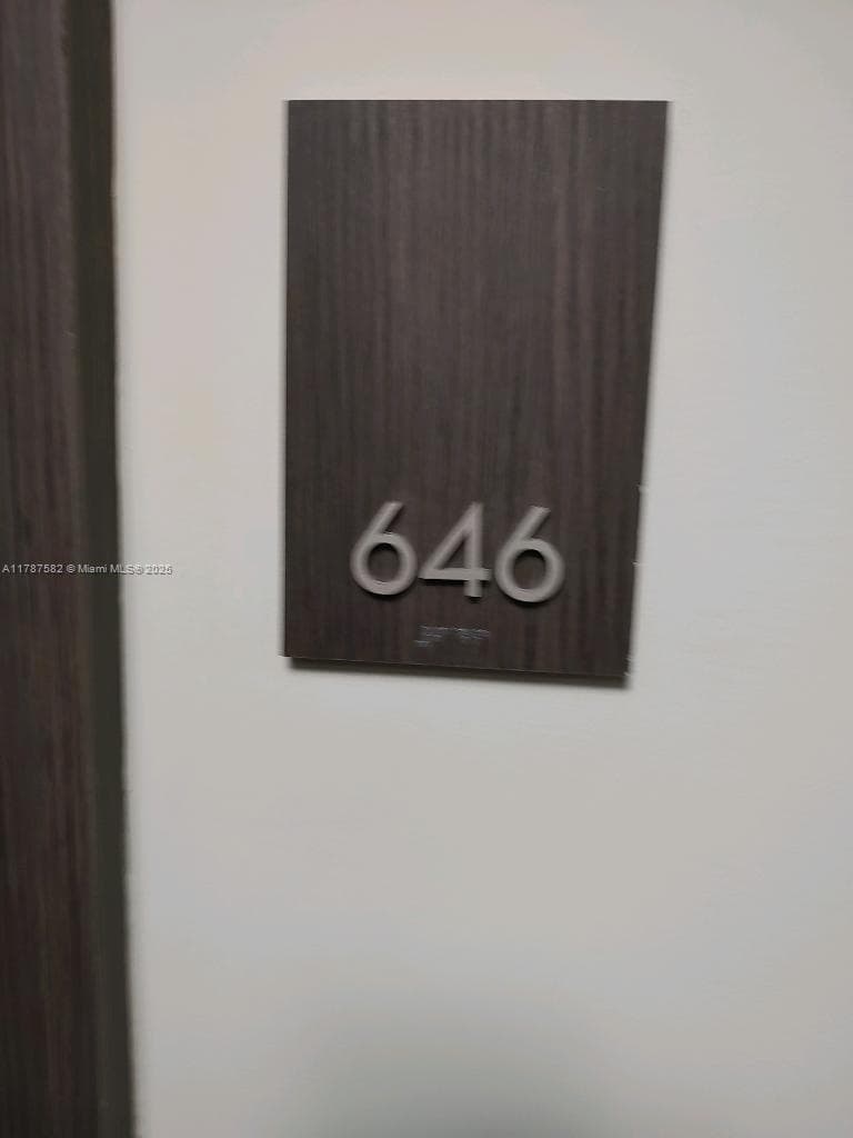 20515 E Country Club Dr # 646, Aventura FL 33180 — 2