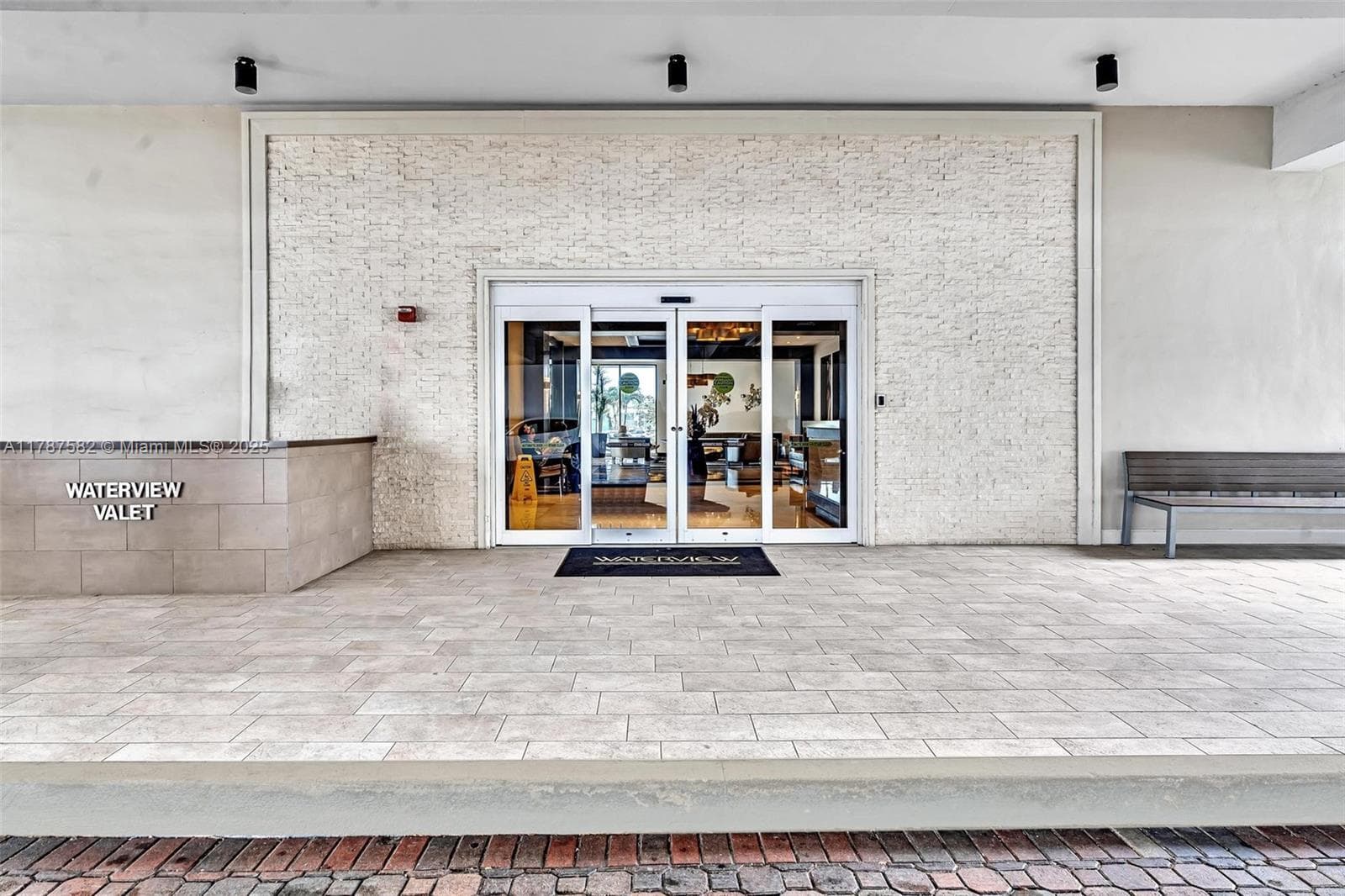 20515 E Country Club Dr # 646, Aventura FL 33180 — 32