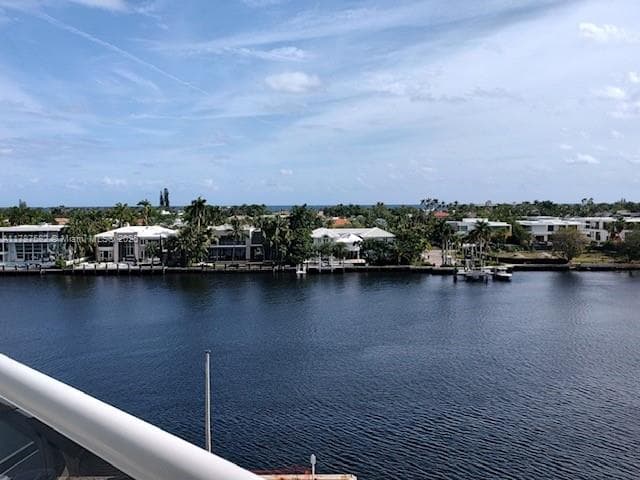 20515 E Country Club Dr # 646, Aventura FL 33180 — 1