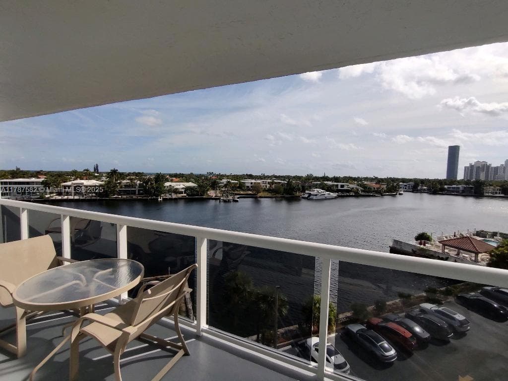 20515 E Country Club Dr # 646, Aventura FL 33180 — 10
