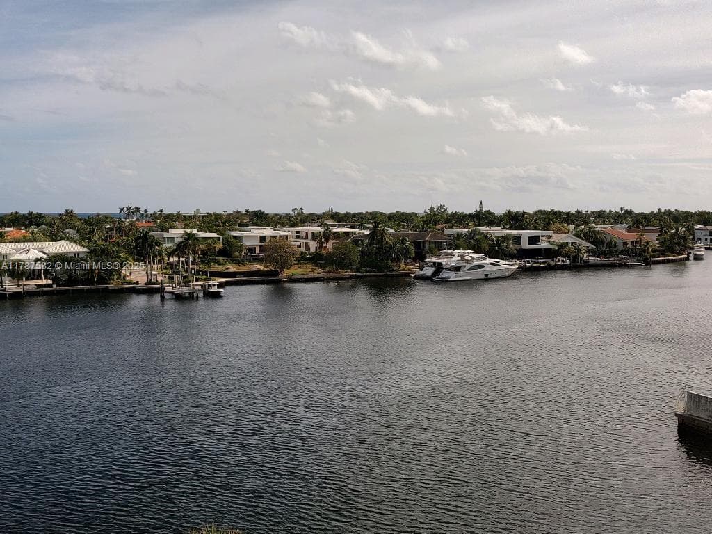 20515 E Country Club Dr # 646, Aventura FL 33180 — 11