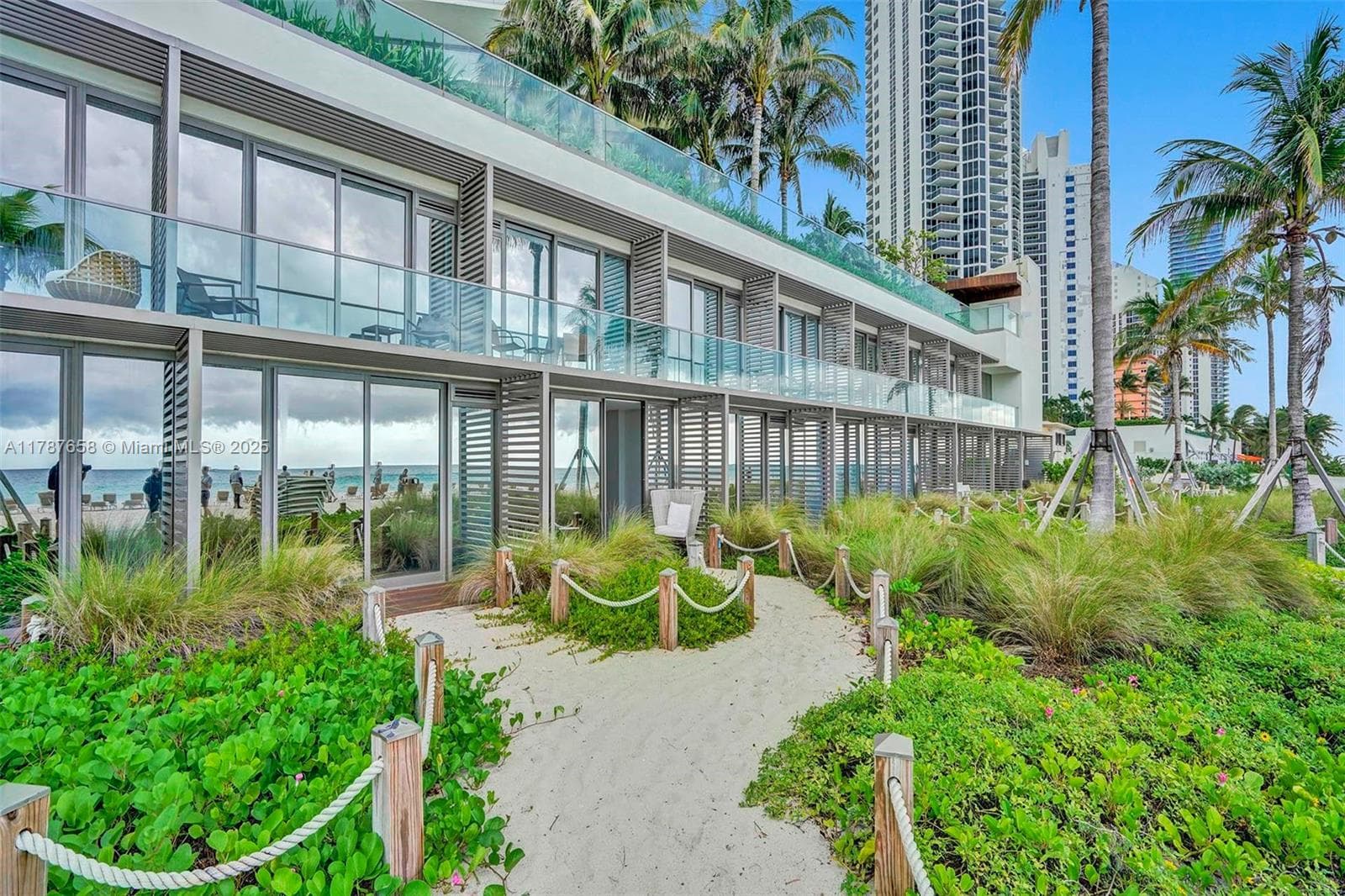 18975 Collins Ave # 8, Sunny Isles Beach FL 33160 — 4