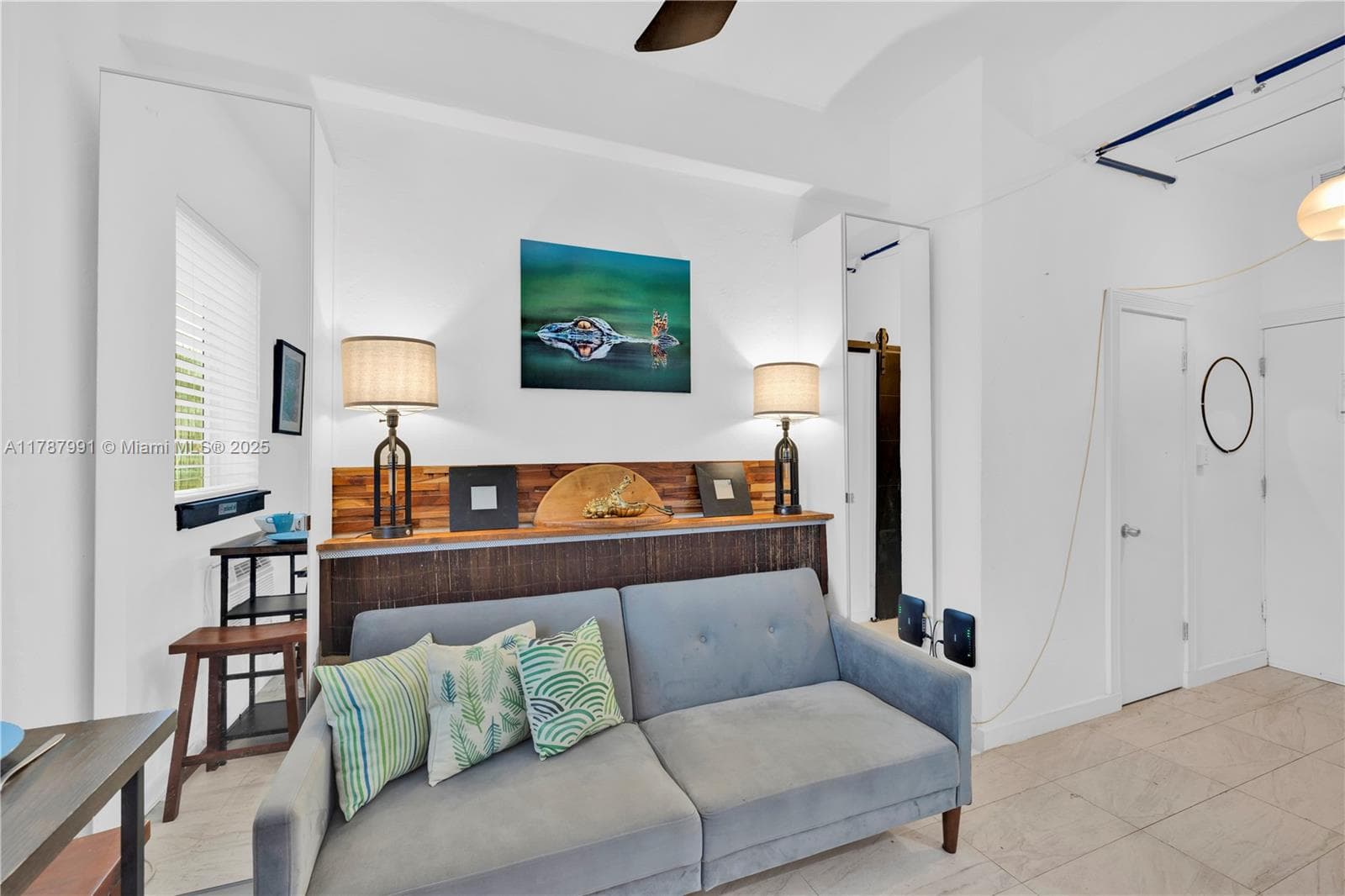 255 W 24th St # 136, Miami Beach FL 33140 — 2