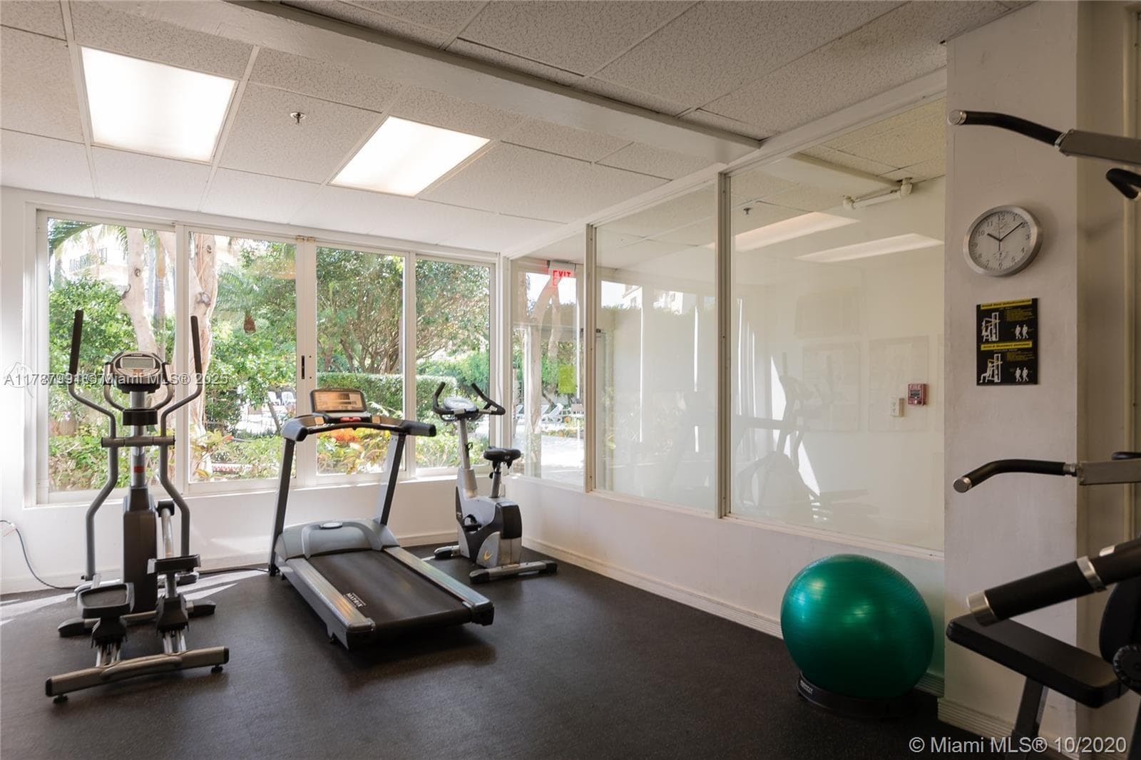 255 W 24th St # 136, Miami Beach FL 33140 — 17