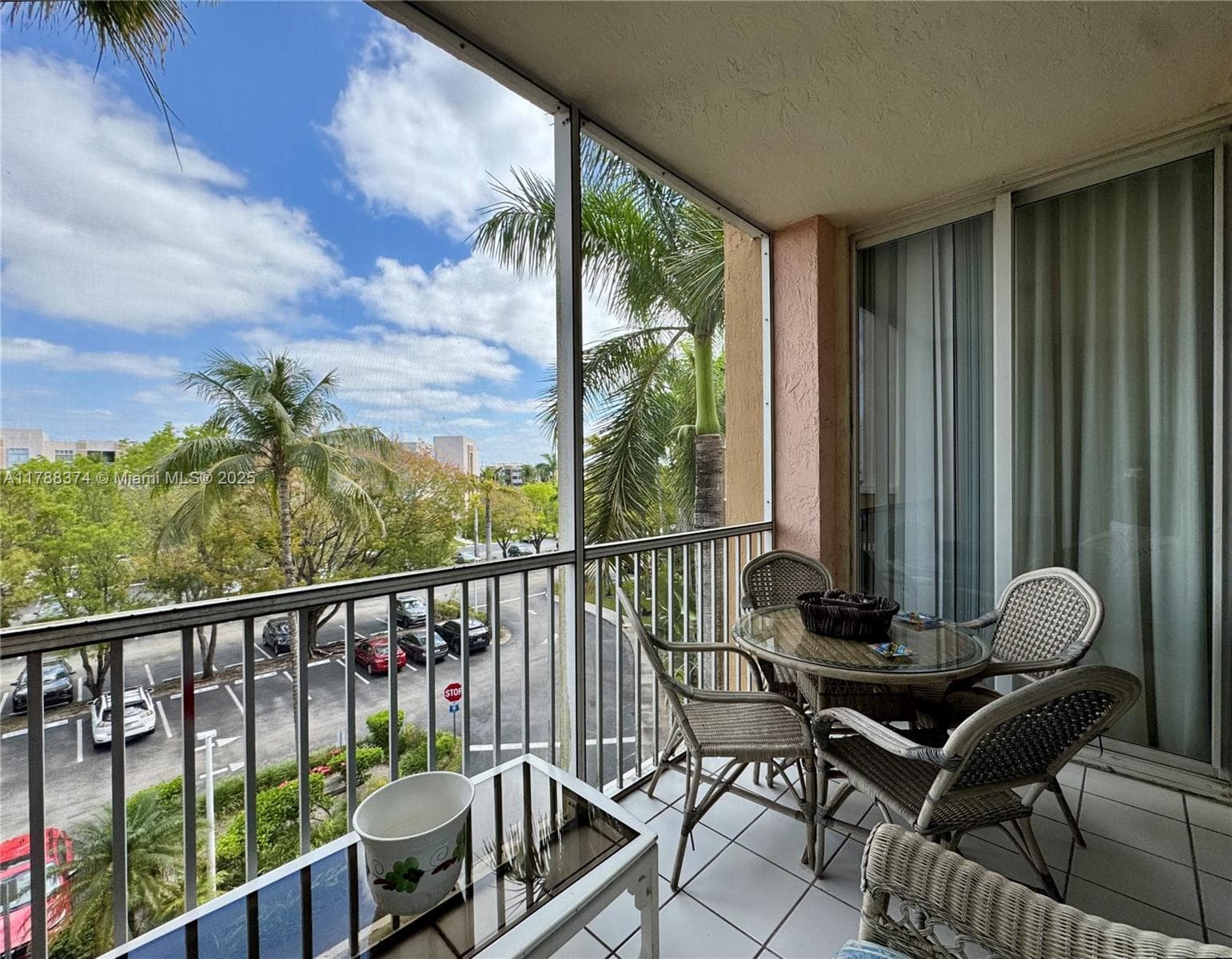 9805 NW 52nd St # 420, Doral FL 33178 — 25