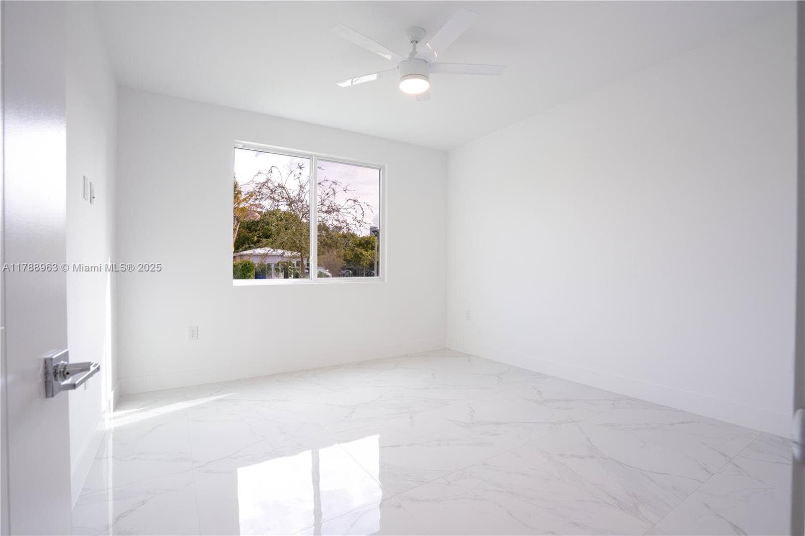 910 SW 24th Rd, Miami FL 33129 — 5