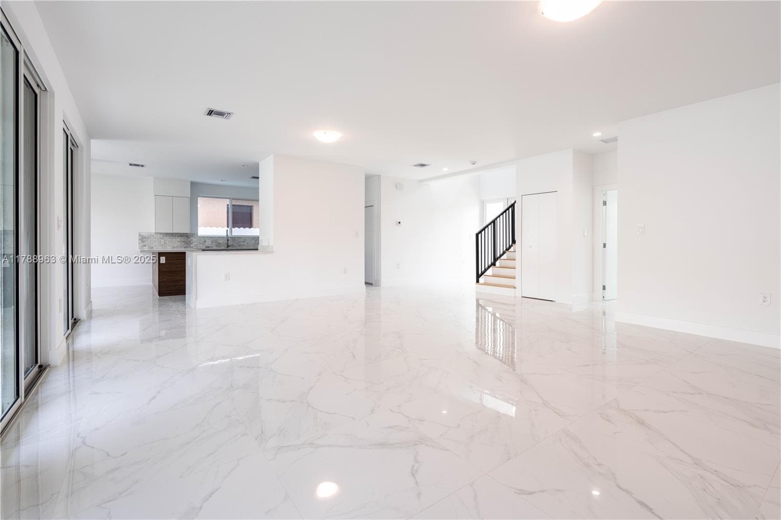 910 SW 24th Rd, Miami FL 33129 — 10