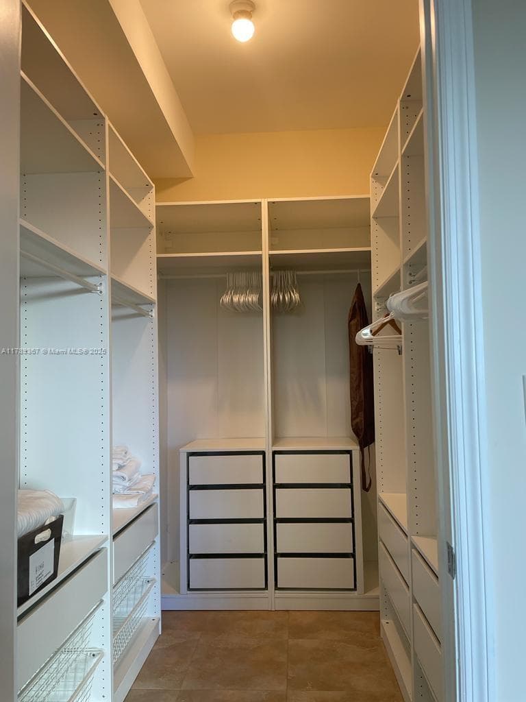 20000 E Country Club Dr # 405, Aventura FL 33180 — 9