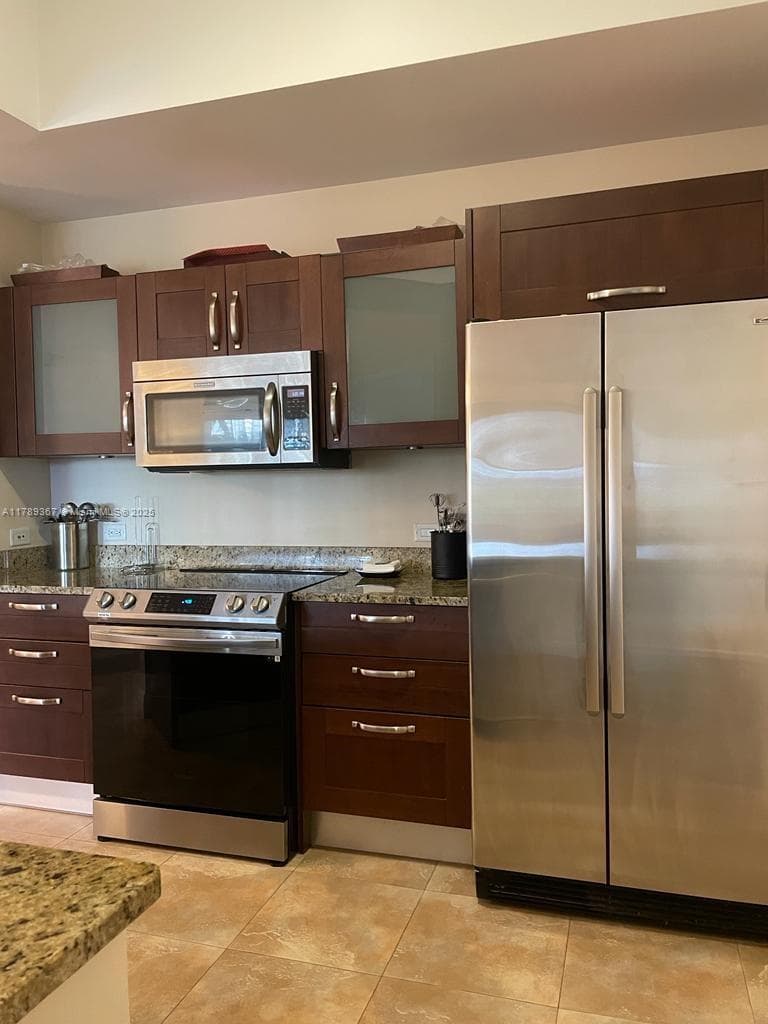 20000 E Country Club Dr # 405, Aventura FL 33180 — 4