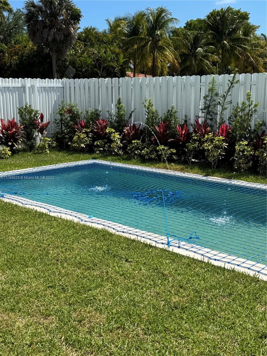 900 SW 24th Rd, Miami FL 33129 — 27