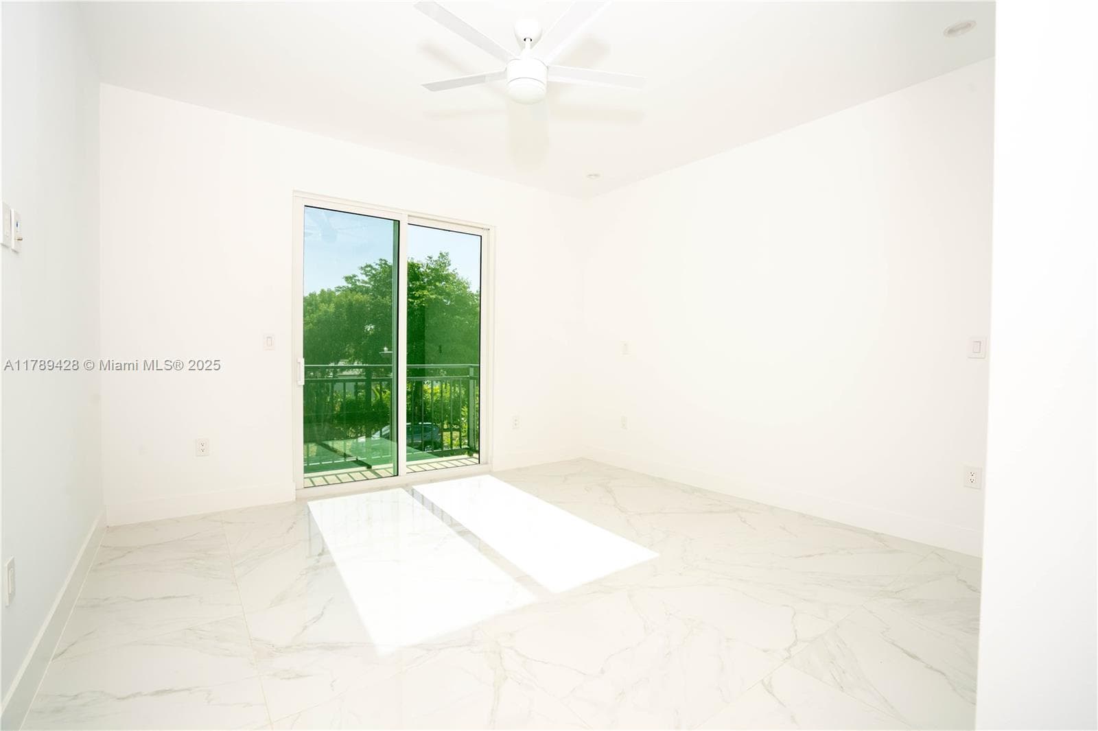 900 SW 24th Rd, Miami FL 33129 — 22