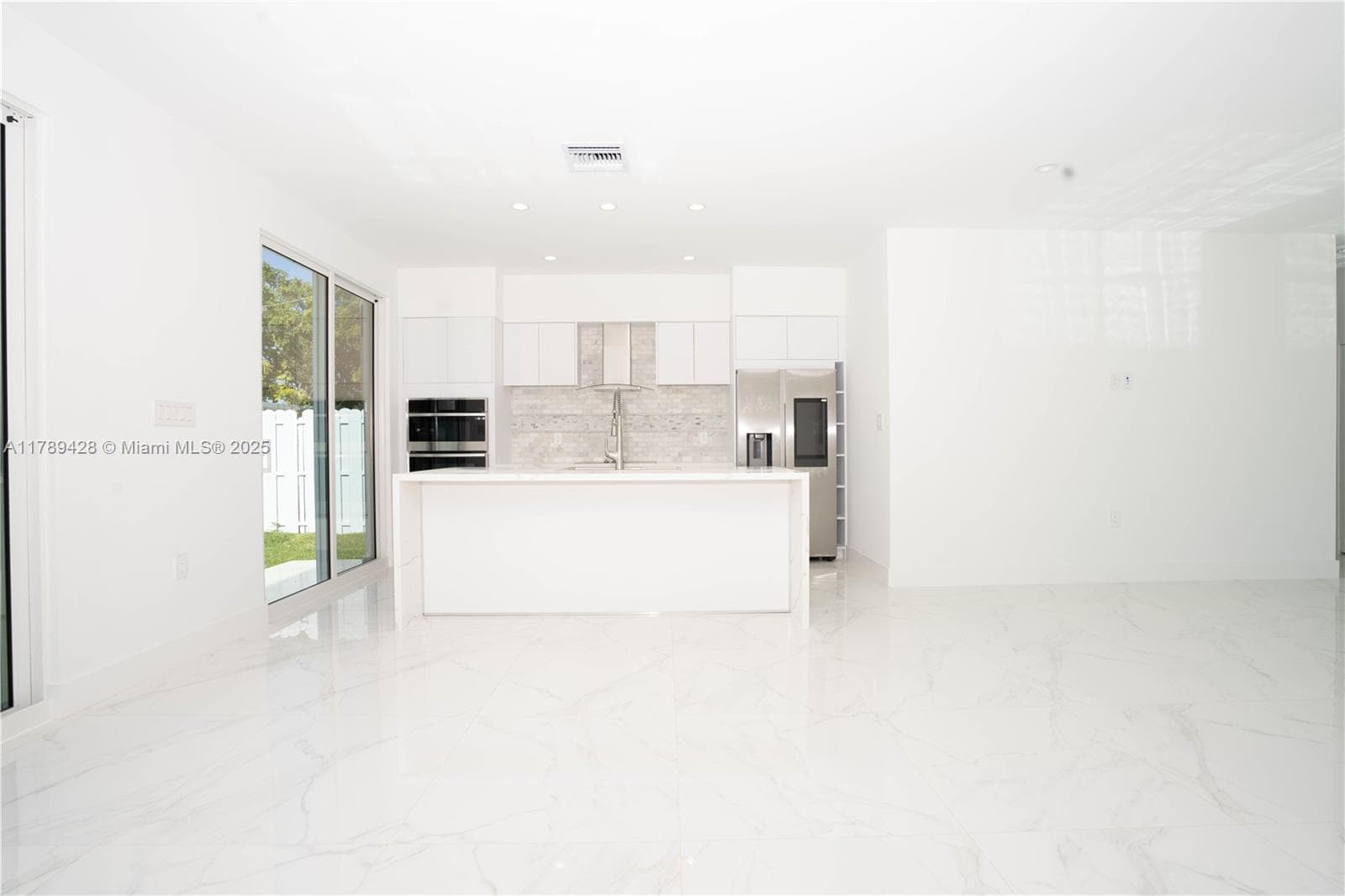 900 SW 24th Rd, Miami FL 33129 — 11