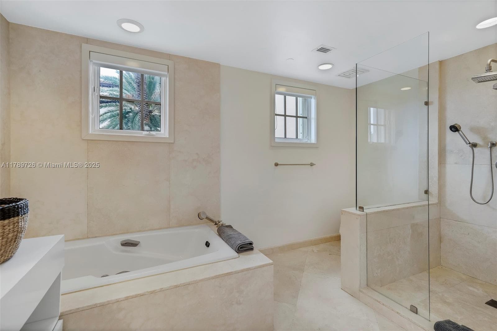 19227 Fisher Island Dr # 19227, Miami Beach FL 33109 — 20