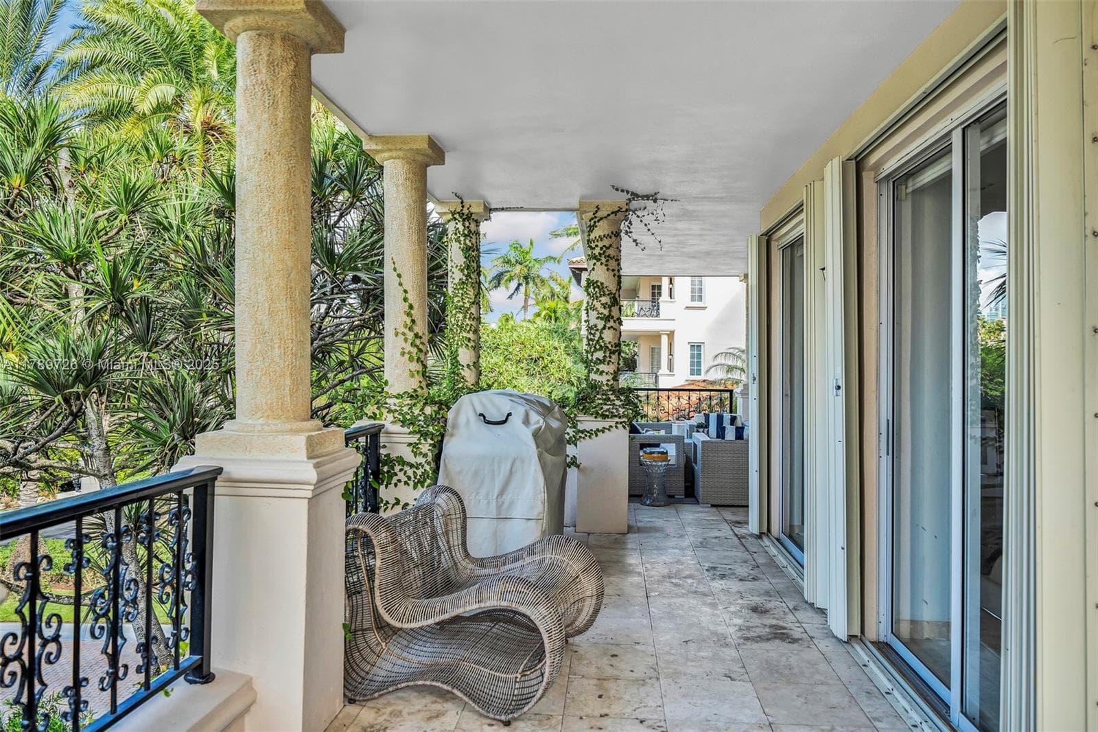 19227 Fisher Island Dr # 19227, Miami Beach FL 33109 — 30