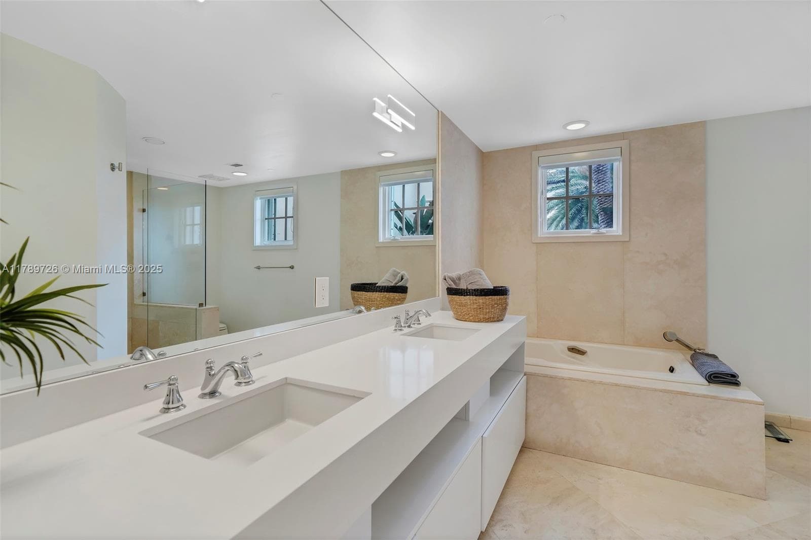 19227 Fisher Island Dr # 19227, Miami Beach FL 33109 — 19