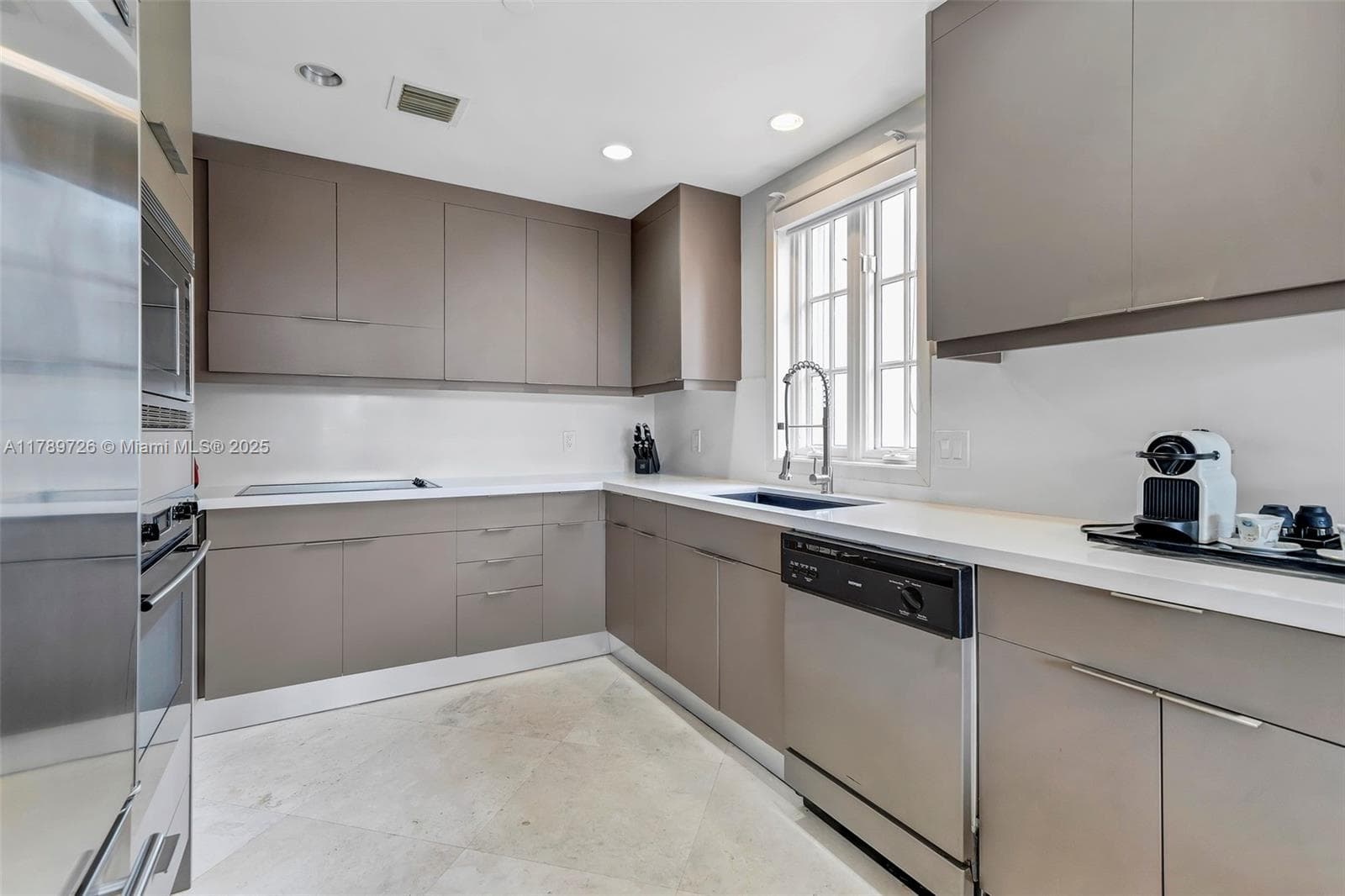 19227 Fisher Island Dr # 19227, Miami Beach FL 33109 — 8
