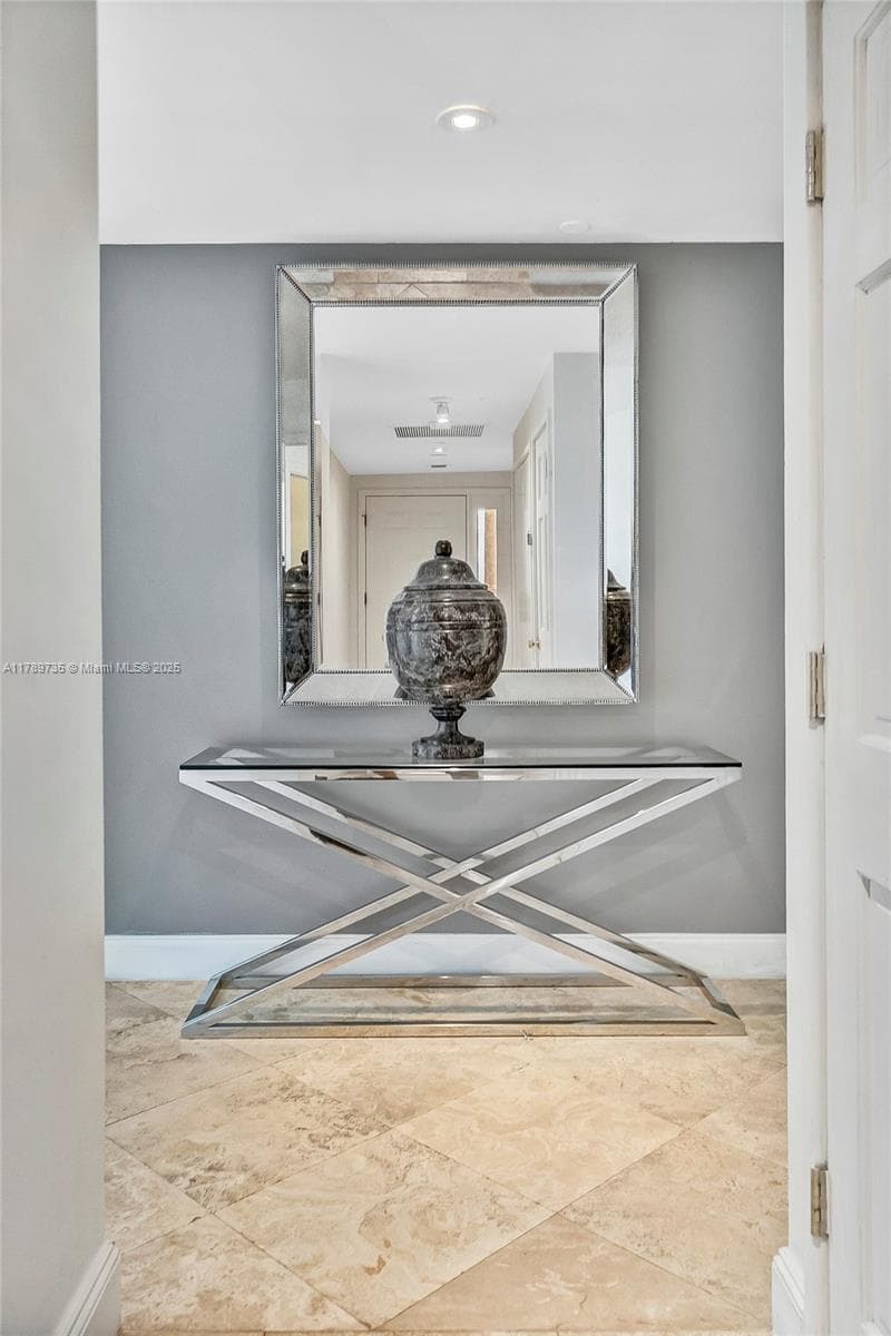 19237 Fisher Island Dr # 19237, Miami FL 33109 — 32