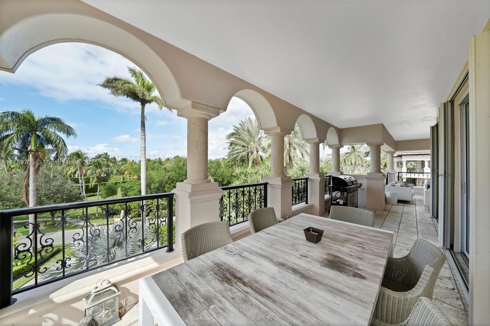19237 Fisher Island Dr # 19237, Miami FL 33109 — 24