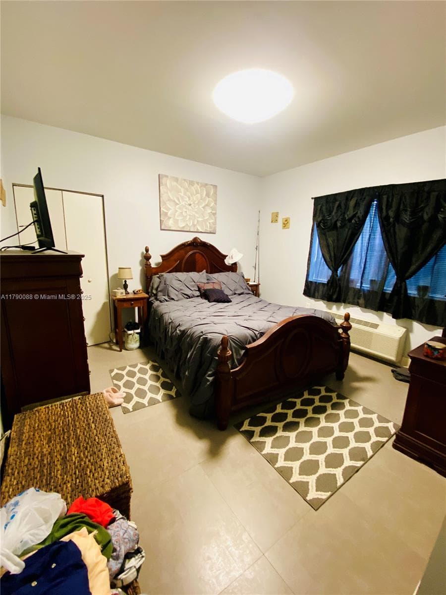 200 Azure Way, Miami Springs FL 33166 — 41