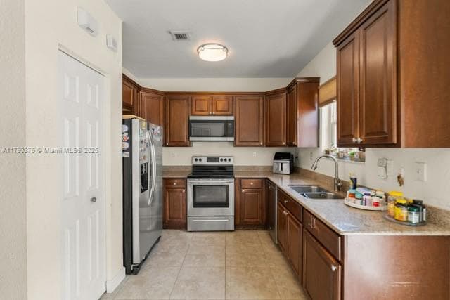 9346 SW 221st St, Cutler Bay FL 33190 — 8