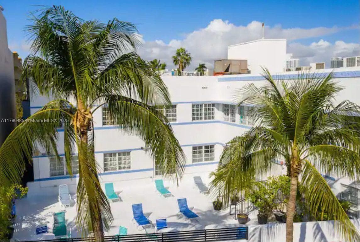 763 Pennsylvania Ave # 130, Miami Beach FL 33139 — 2