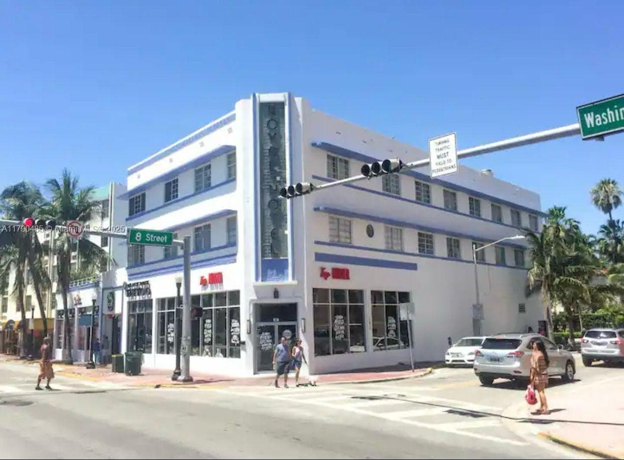 763 Pennsylvania Ave # 130, Miami Beach FL 33139 — 1